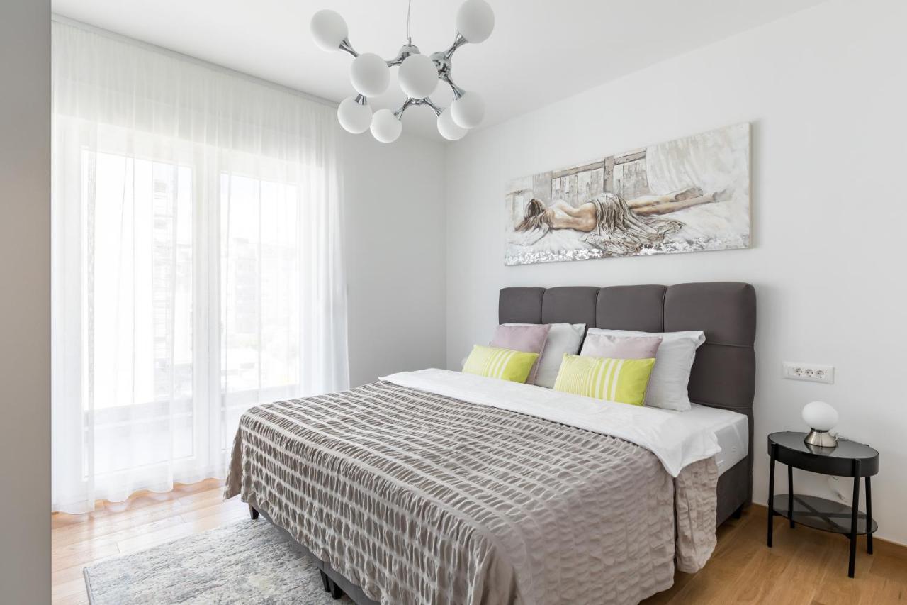 Elysian Zen Luxury Apartment - Two Bedroom Apartment With Terrace And Sea View Спліт Екстер'єр фото