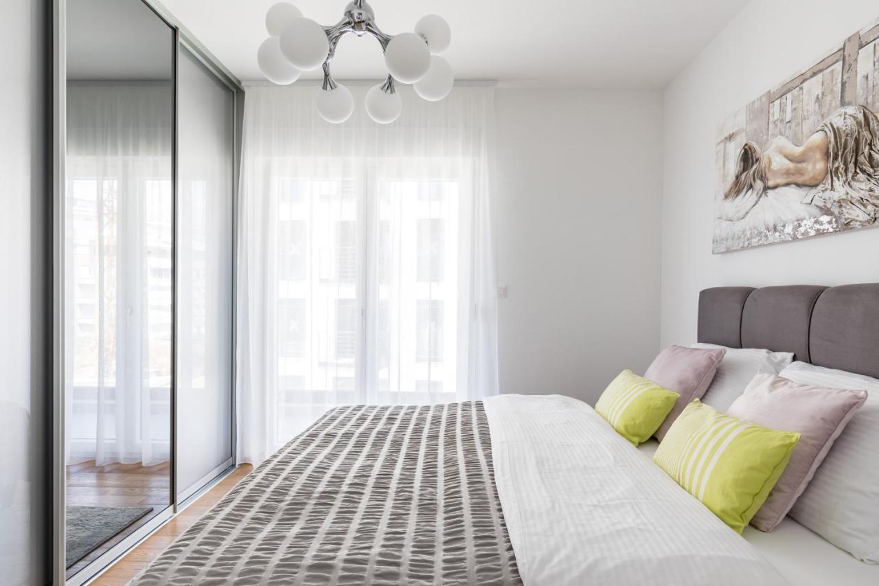 Elysian Zen Luxury Apartment - Two Bedroom Apartment With Terrace And Sea View Спліт Екстер'єр фото
